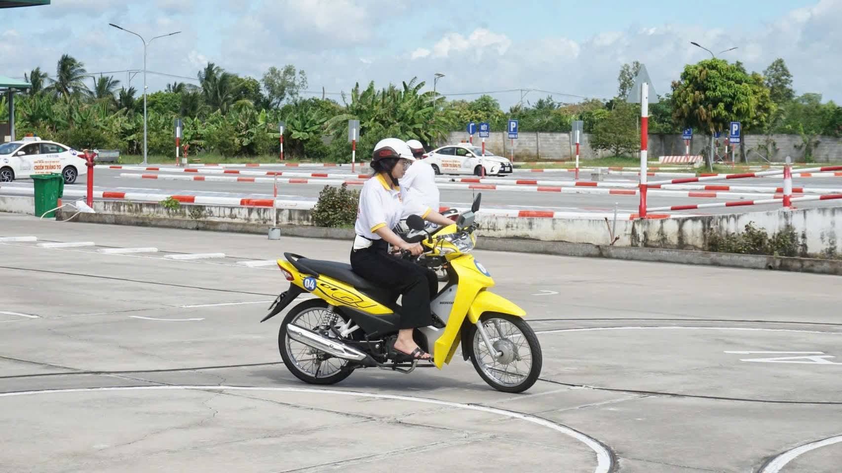 Khóa học Hạng A1